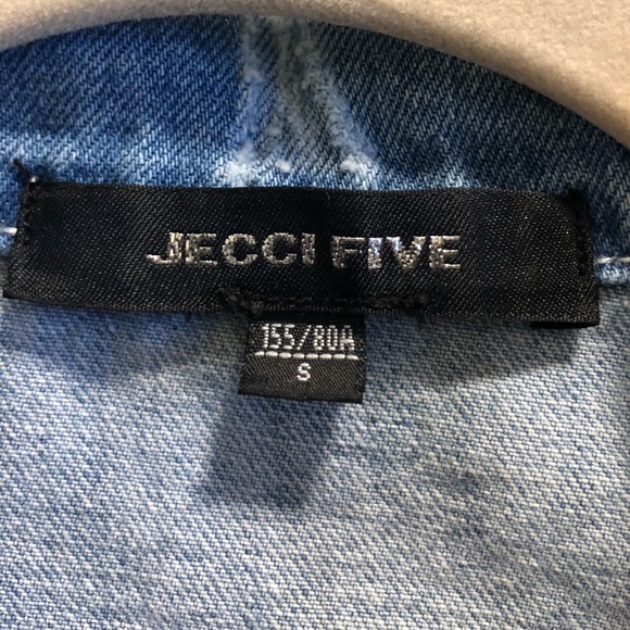 Jean jacket - Picture 5 of 5